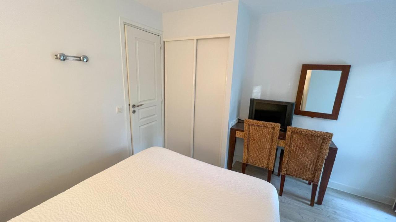 6-Person Apartment With Swimming Pool Tennis Court And Free Parking 25 Le Touquet Exterior photo